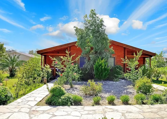 Hayitbuku Ahsapevleri Konukevi