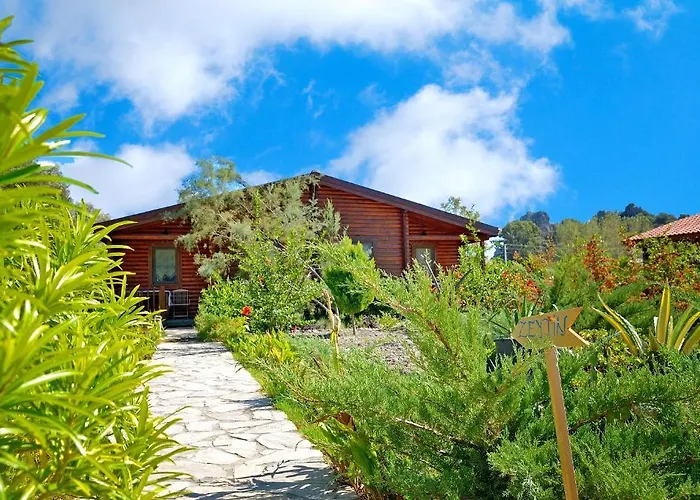 Hayitbuku Ahsapevleri * Mesudiye (Datca)