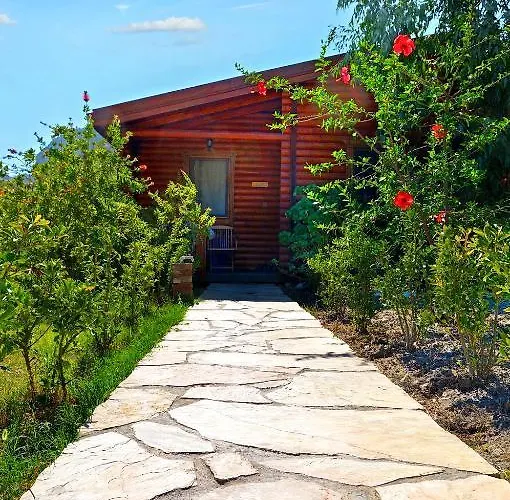 Hayitbuku Ahsapevleri Konukevi