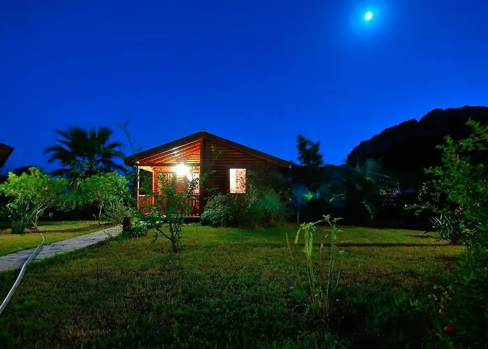 Hayitbuku Ahsapevleri Konukevi